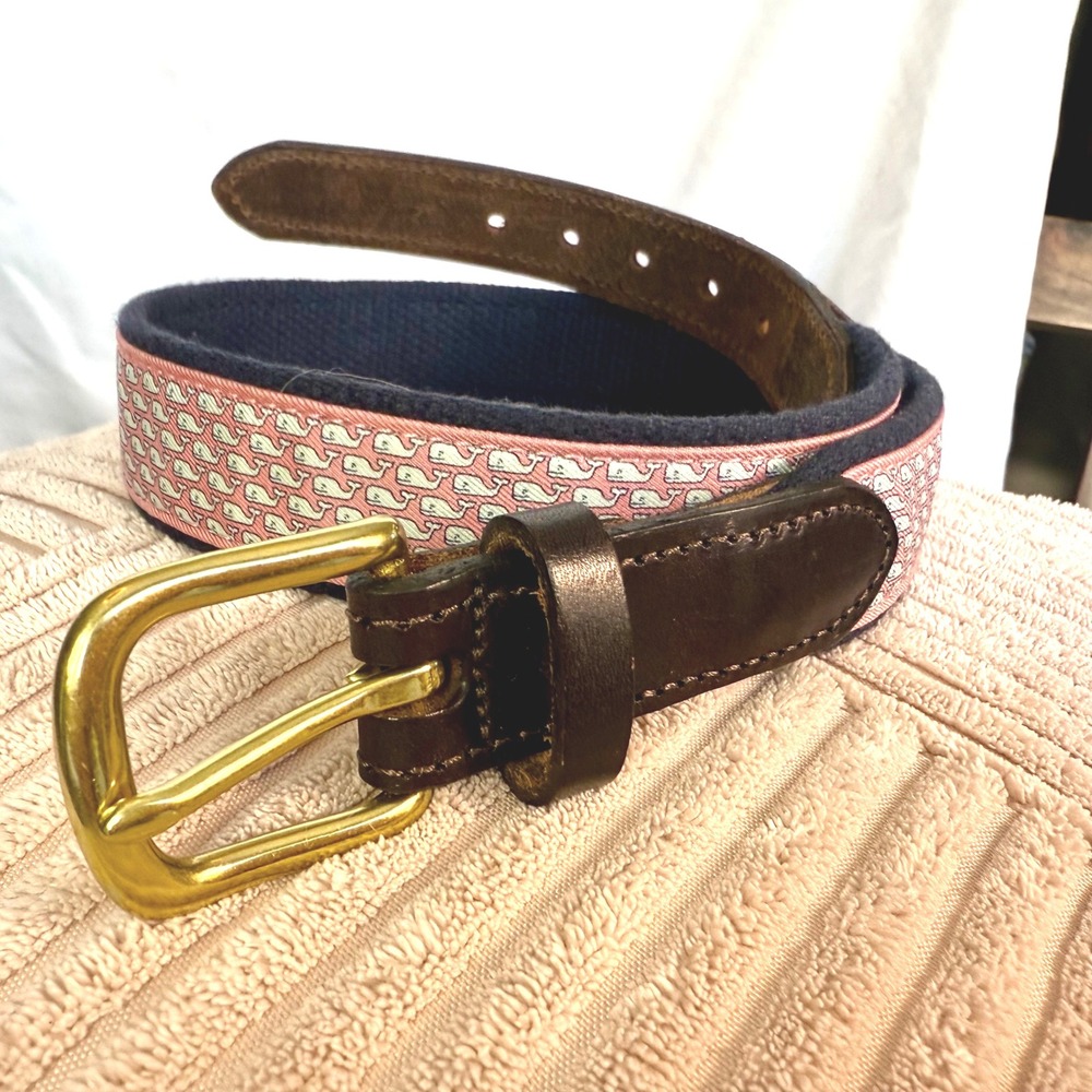Vineyard Vines Preppy Pink Whale Print Leather Trim Belt Solid Brass Buckle S 26